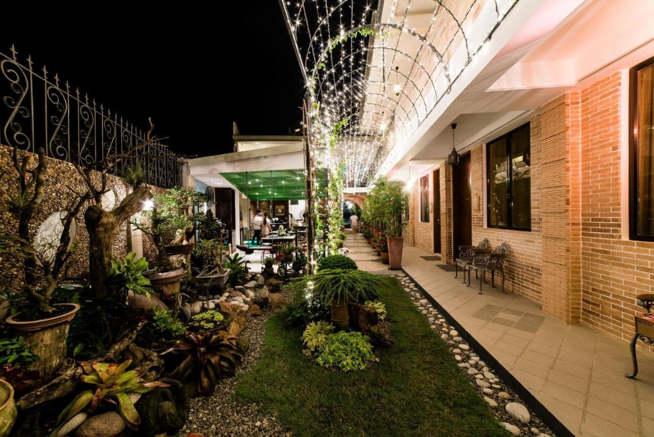 Hotel Gwandalan House Dipólog Exterior foto